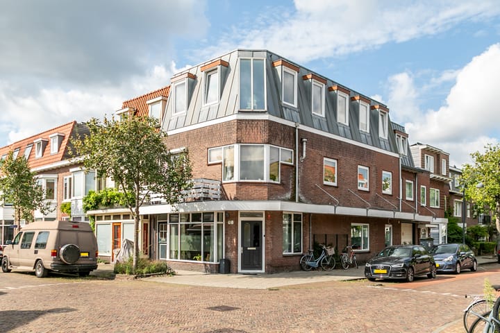 Hogerwoerdstraat 59A in Haarlem foto