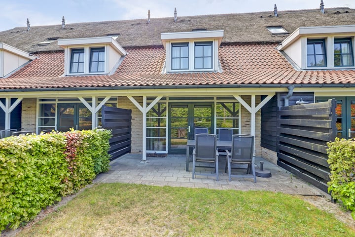 Hogeweg 57-0030 in Burgh-Haamstede Foto