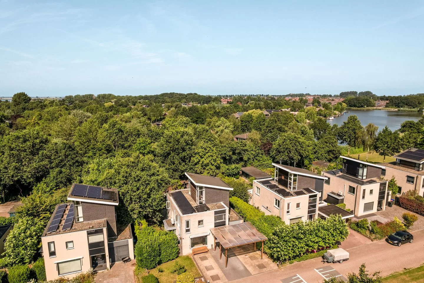 Hollandse Hout 328 Lelystad