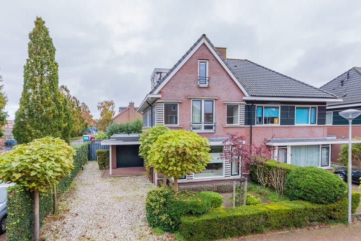 Hondsdraflaan 27 in Bennebroek photo