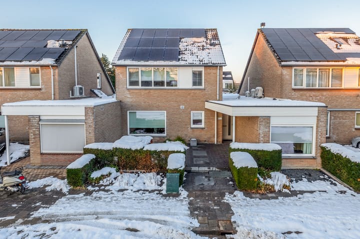 Hondsruglaan 24 en Eindhoven foto