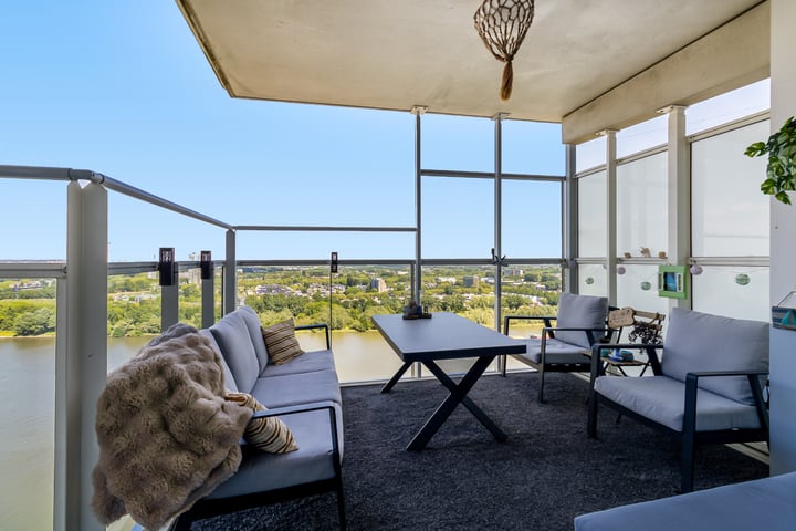 Hongerlandsedijk 920 in Spijkenisse