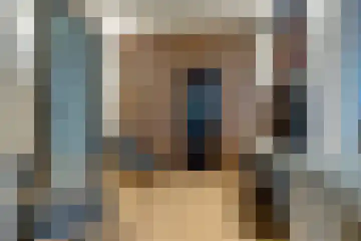 Honingbij 3 Waddinxveen thumbnail 35