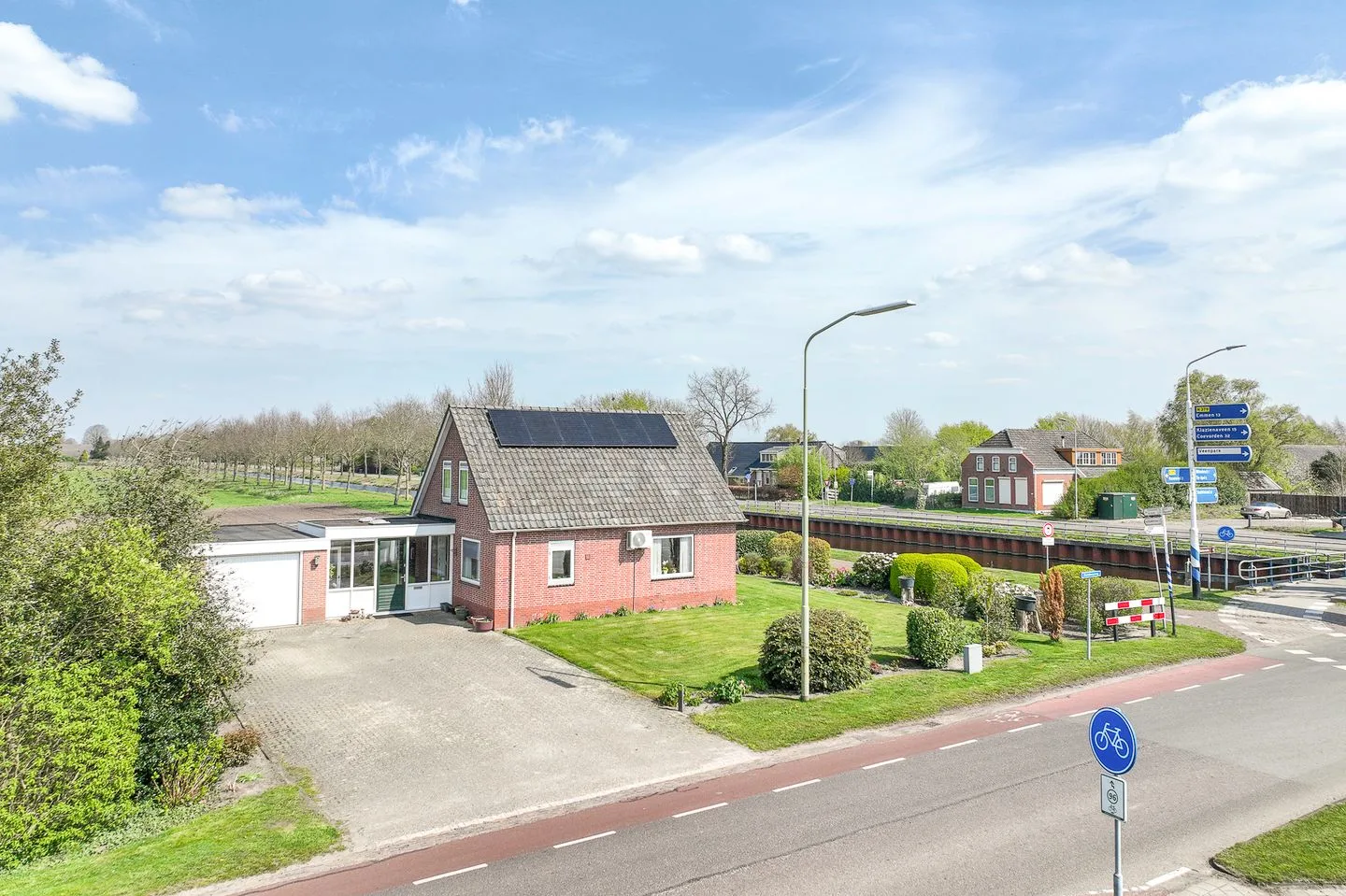 Hoofdkanaal WZ 115 dans Emmer-Compascuum