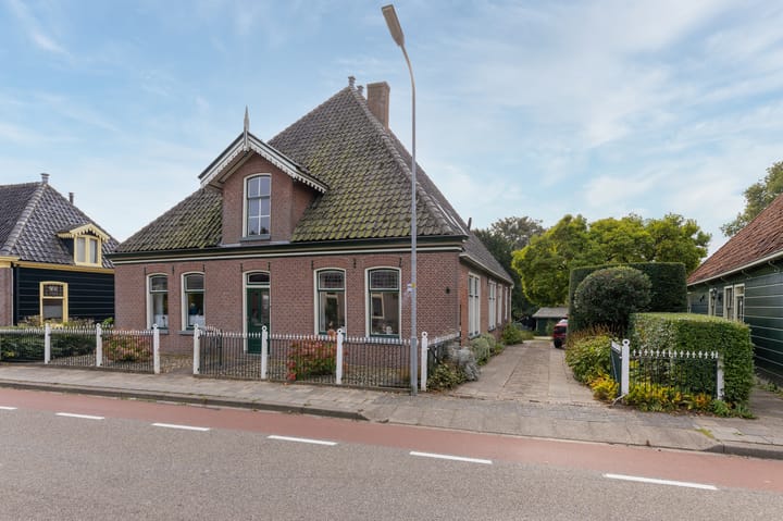 Hoofdstraat 298 in Bovenkarspel foto