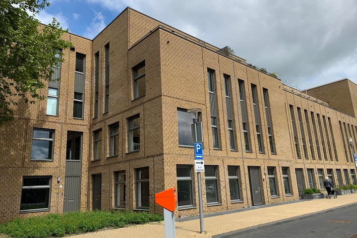 Hoofdstraat 2A in Apeldoorn foto