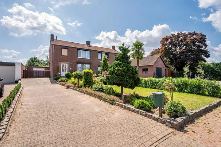 Hoofdstraat 37 dans Lottum