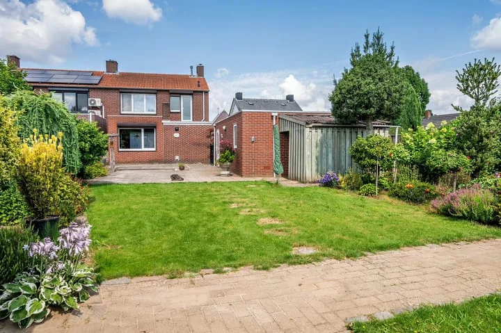 Hoofdstraat 37 Lottum thumbnail 37