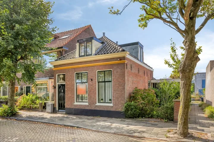 Hoofdstraat 62 in Leiderdorp