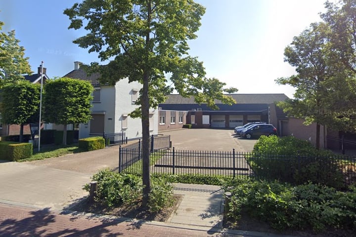 Hoofdstraat 76 in Hoogeloon Foto