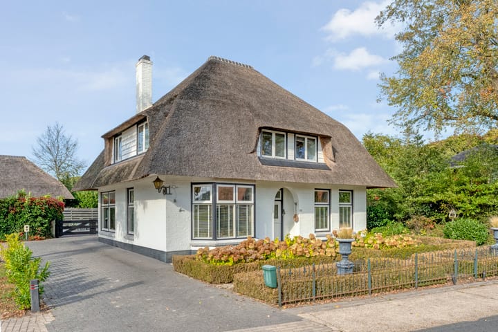 Hoofdweg 12 in Nijensleek Foto