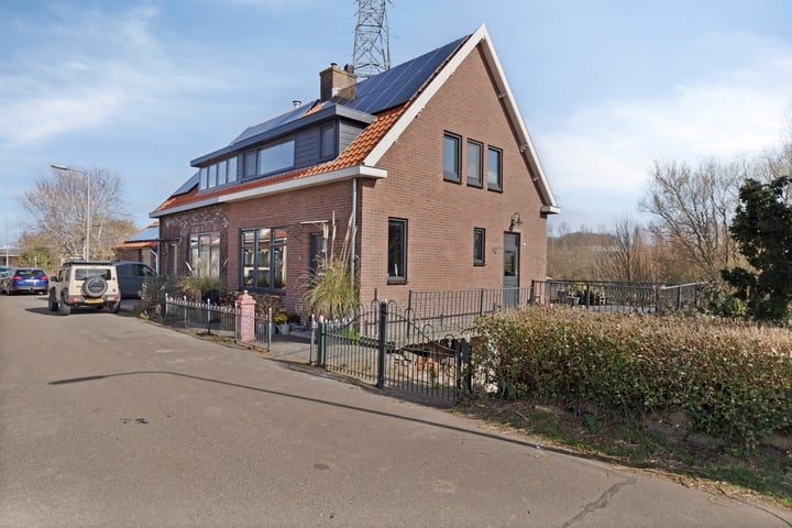 Hoofdweg 211 in Siddeburen photo