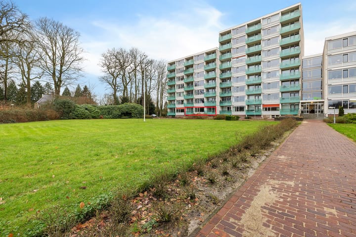 Hoofdweg 302 in Paterswolde