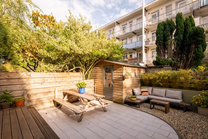 Hoofdweg 328-H en Amsterdam foto