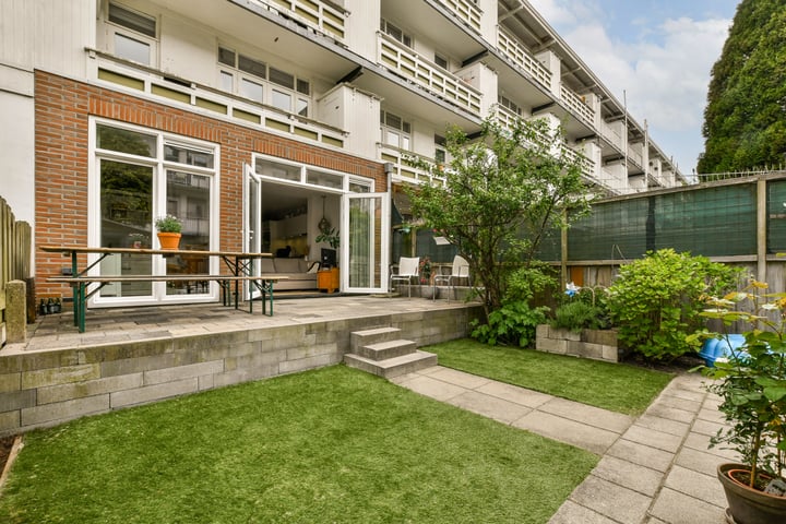 Hoofdweg 334-H in Amsterdam Foto