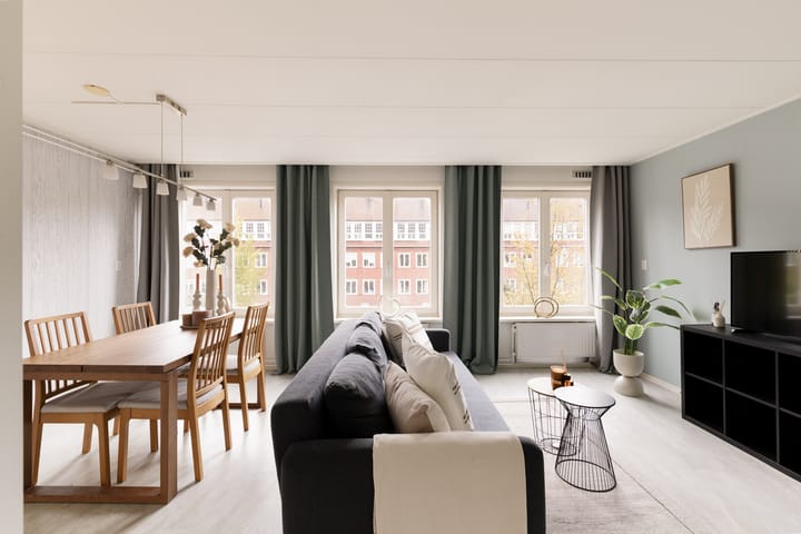 Hoofdweg 359-2 in Amsterdam Foto