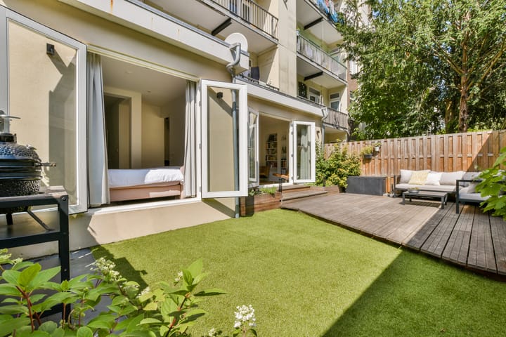 Hoofdweg 434-H in Amsterdam photo