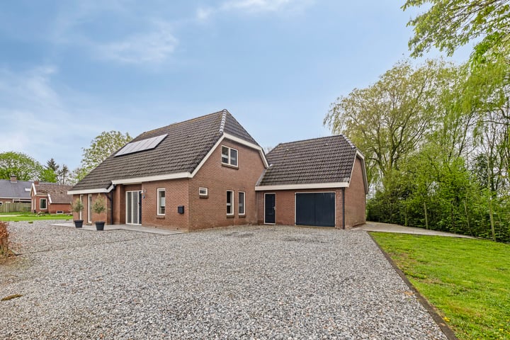 Hoofdweg West 43 dans Nieuwolda photo