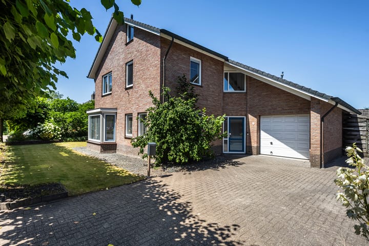 Hoogenboomstraat 21 in Lemelerveld Foto