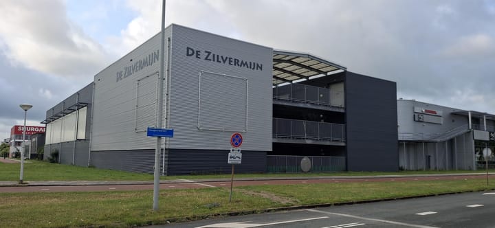 Hoogoorddreef 55H in Amsterdam foto