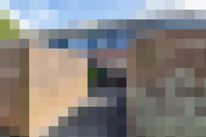 Hooiven 49 Delfzijl thumbnail 41