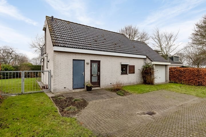 Hopman de Rijklaan 99 in Vrouwenpolder Foto