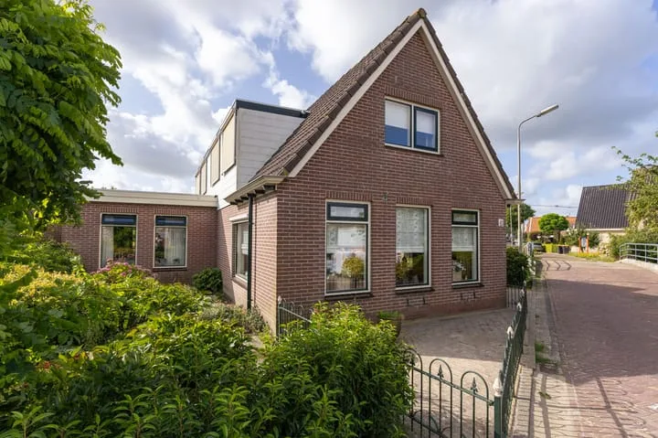 Horn 47 Lutjebroek foto 2