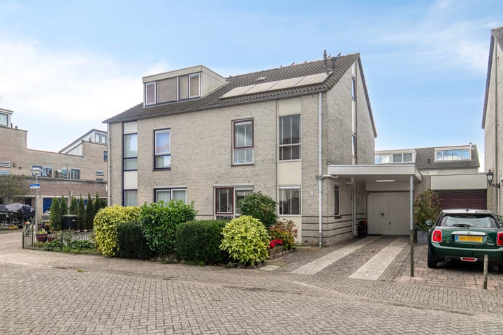 Horst 26 62 in Lelystad photo