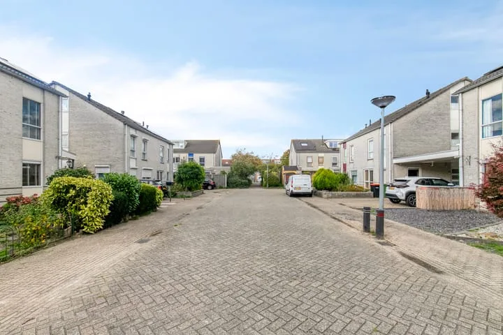 Horst 26 62 Lelystad thumbnail 5