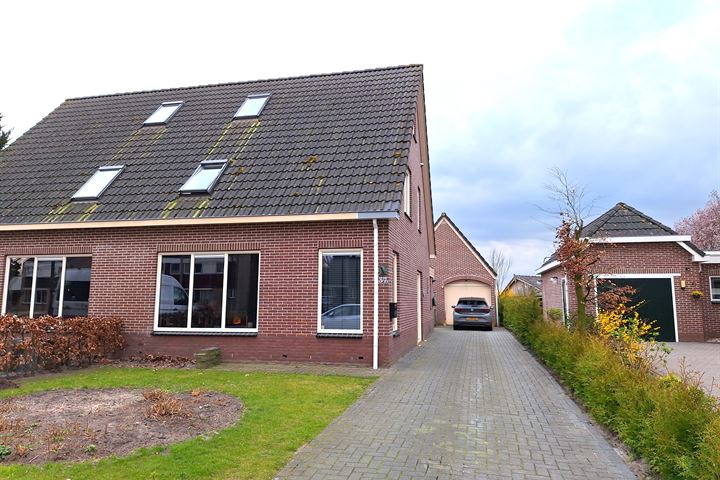 Horstra's wijk 37a in De Krim photo