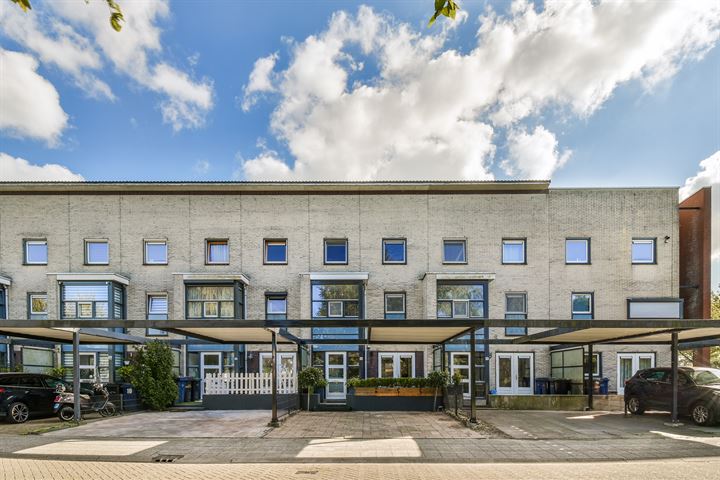 Hortastraat 42 in Hoofddorp Foto