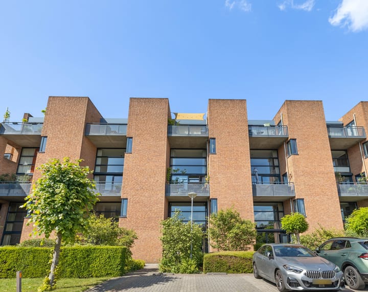 Photo of property Houtrakgracht 550, Utrecht