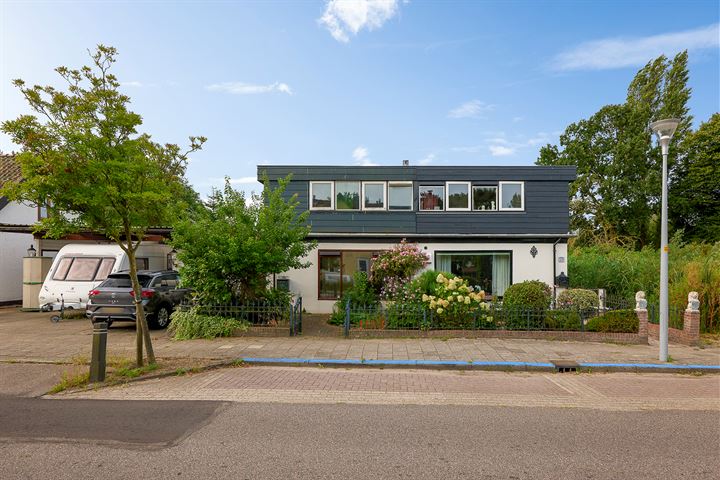 Houtrakkerweg 31 in Halfweg Foto