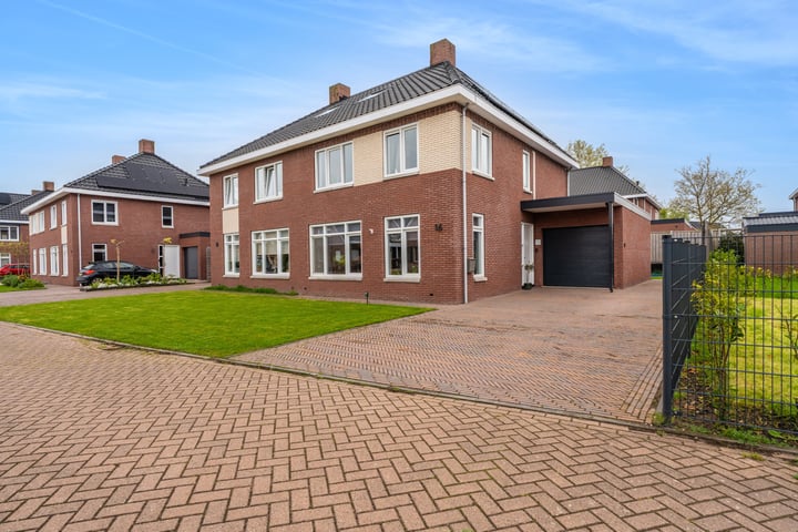 Houtstek 16 in Oude Pekela photo