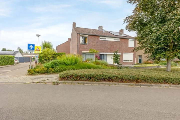 Houtstraat 1 Grevenbicht foto 2