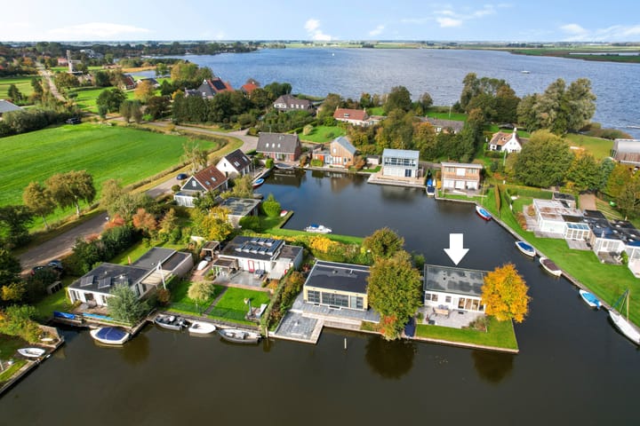 Houtvaartweg 11 en Boornzwaag foto