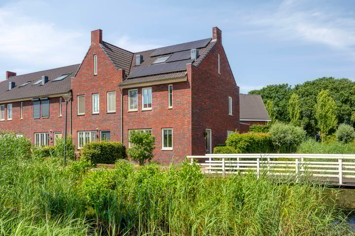 Hovenierslaan 26 en Scherpenzeel foto