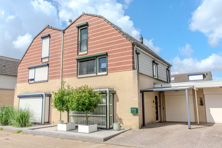 Hugo de Grootstraat 21 in Hoogerheide foto