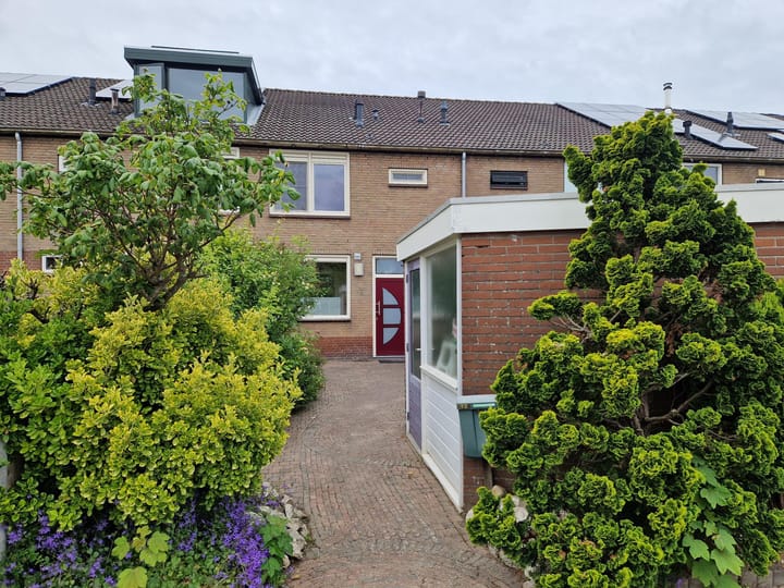 Hugo van Voorneweg 72 in Heenvliet Foto