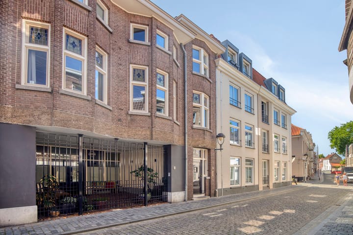 Huijbergsestraat 6 in Bergen op Zoom Foto