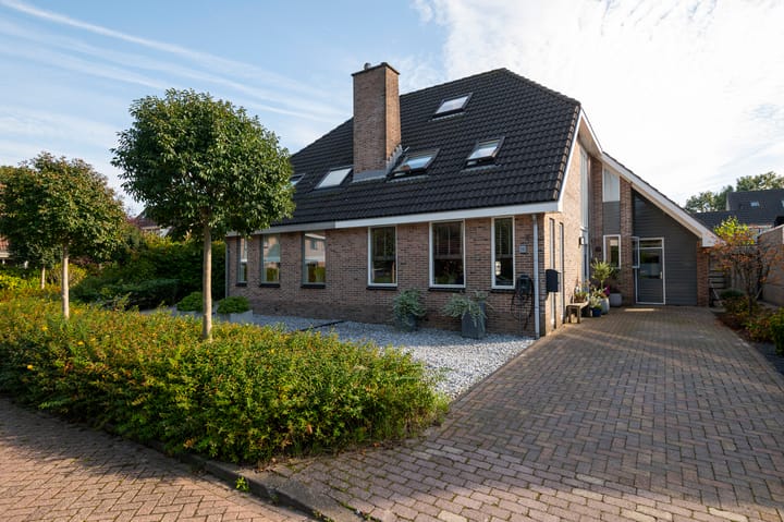 Huijgendijk 14 in Wervershoof