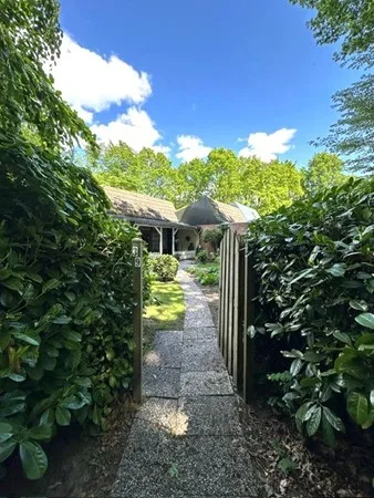 Kantoor foto van Huizenlinq Makelaars onroerende zaken