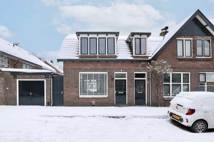 Photo of property Hulststraat 12, Amersfoort