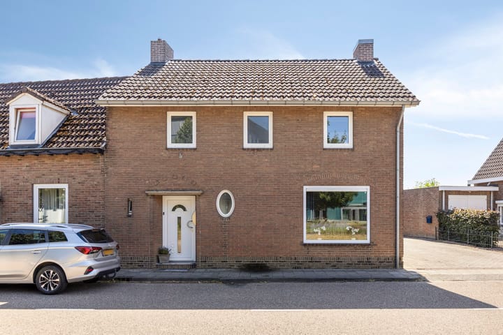 Hussenbergstraat 24 dans Geulle photo