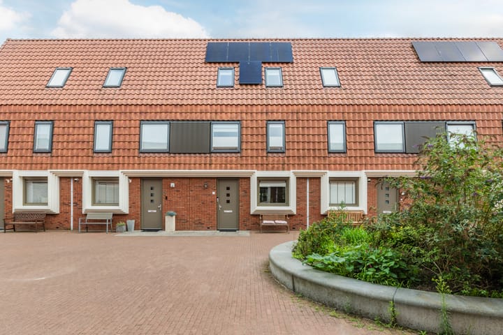 Huygensstraat 5 in Alkmaar photo