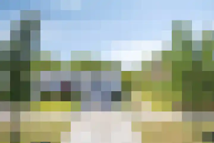 Iepenlaan 18 Bunde