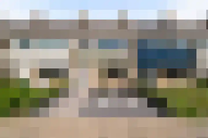 Iepenlaan 43 in Schagen