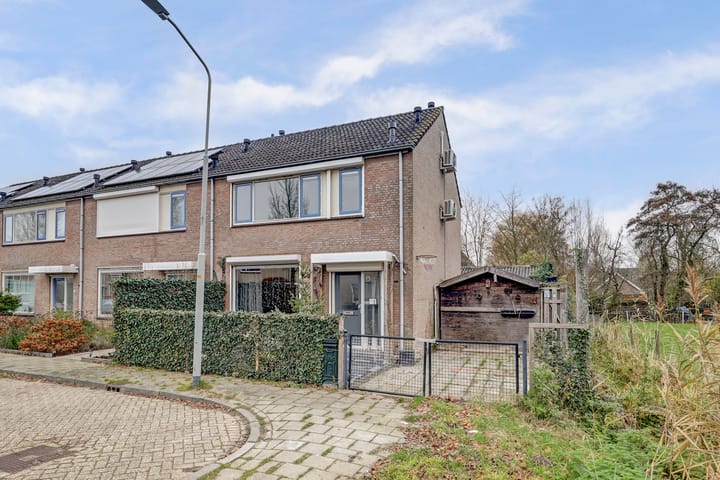 Photo of property Iepstraat 13, Boven-Leeuwen