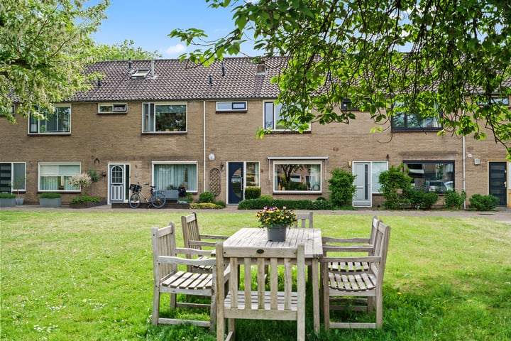 Ierlandweg 3 in IJsselstein photo