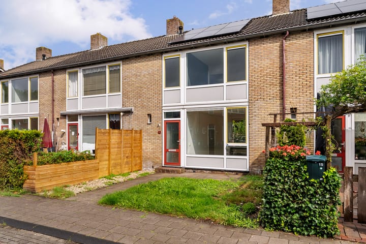 Iikmoune 13 en Gorredijk foto